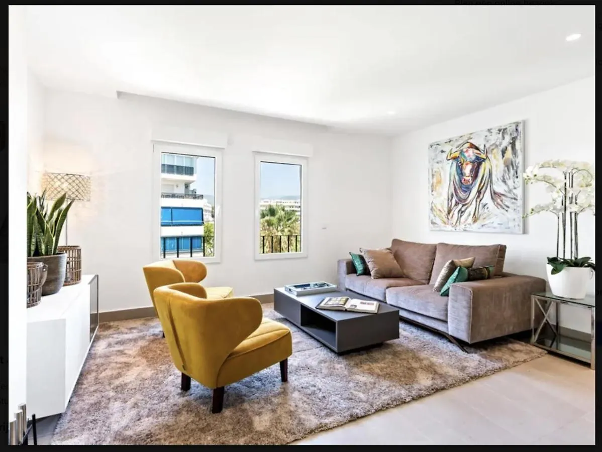 Puerto Banus Luxury Apartment Located In Harbor Marbella