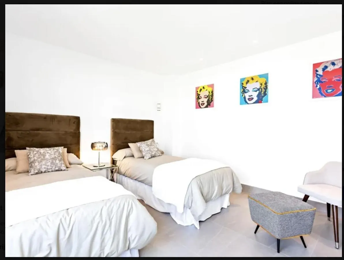 Puerto Banus Luxury Apartment Located In Harbor Marbella